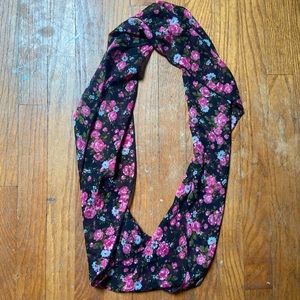 Four printed scarves!